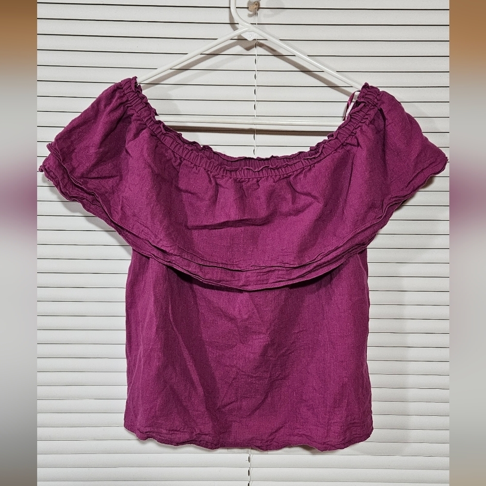 BCBGMaxAzria Off-Shoulder Magenta Blouse